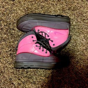 Nike boots from Nikebetterworld.com